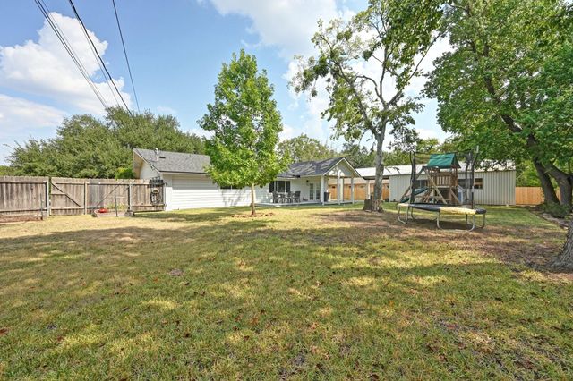 5600 Oak BLVD S, Austin, TX 78735