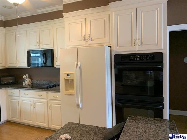 928 Charlestowne Blvd, Florence, SC 29505