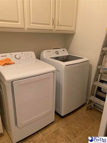 928 Charlestowne Blvd, Florence, SC 29505