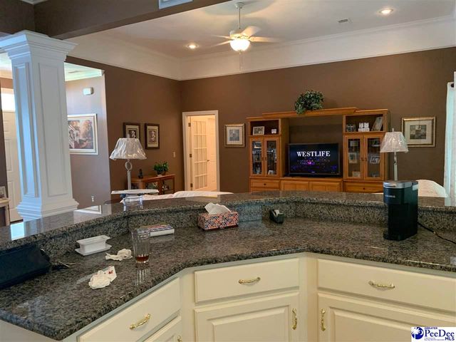 928 Charlestowne Blvd, Florence, SC 29505
