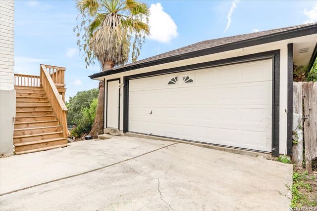 7738 OAKHILL PARK DR, San Antonio, TX 78249