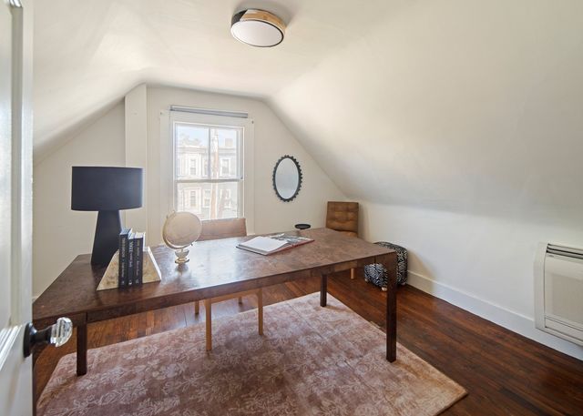 68 Sydney St, Somerville, MA 02145
