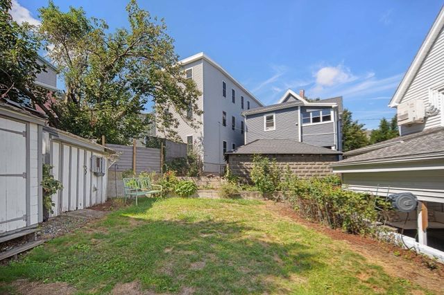 68 Sydney St, Somerville, MA 02145