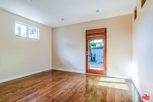 801 Brooks Avenue, Venice, CA 90291