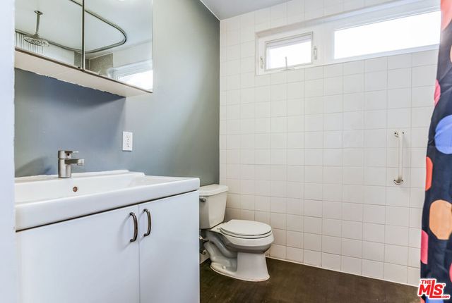 801 Brooks Avenue, Venice, CA 90291