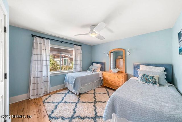 1960 BEACH Avenue, Atlantic Beach, FL 32233
