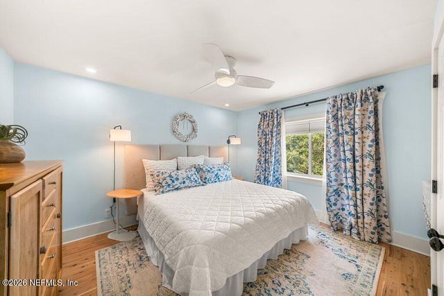 1960 BEACH Avenue, Atlantic Beach, FL 32233