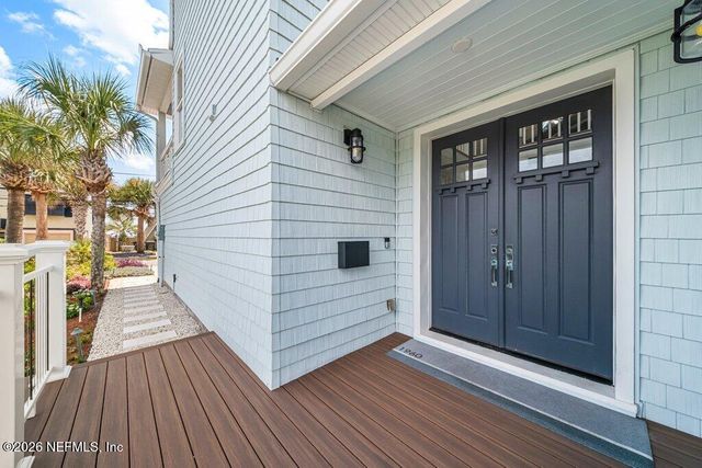 1960 BEACH Avenue, Atlantic Beach, FL 32233