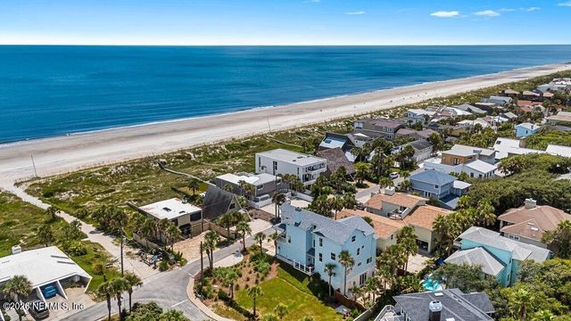 1960 BEACH Avenue, Atlantic Beach, FL 32233