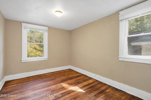 1212 E Kalamazoo Street, Lansing, MI 48912