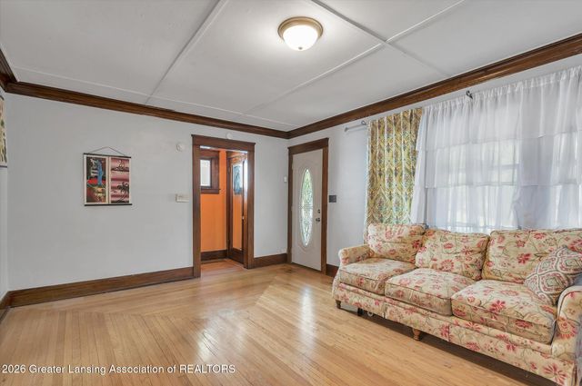1212 E Kalamazoo Street, Lansing, MI 48912