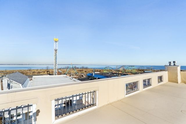 276 Beachway Ave Unit 8 8, Keansburg Boro, NJ 07734