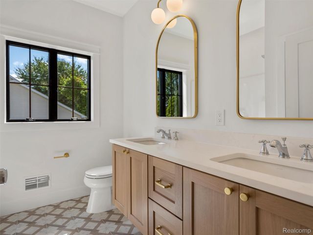 7680 Parshallville Road, Hartland Township, MI 48430