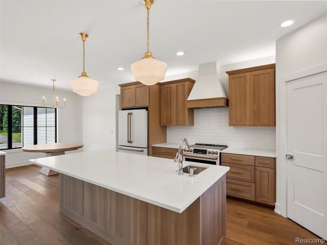 7680 Parshallville Road, Hartland Township, MI 48430