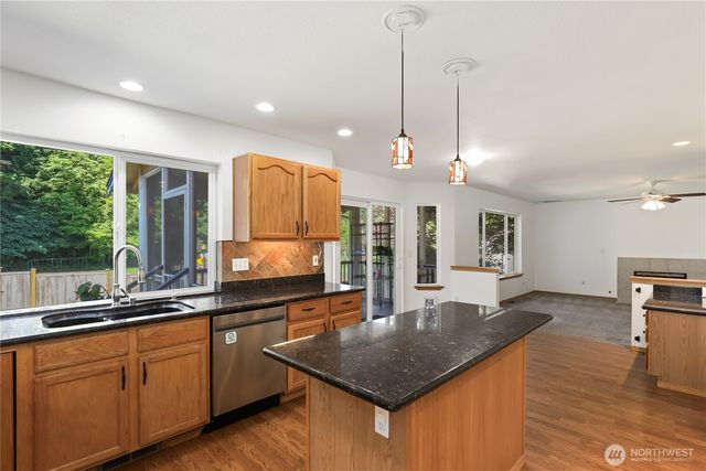 2115 Craig Road SE, Olympia, WA 98501
