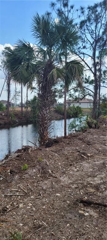 3917 NE 19th AVE, CAPE CORAL, FL 33909 — photo 4