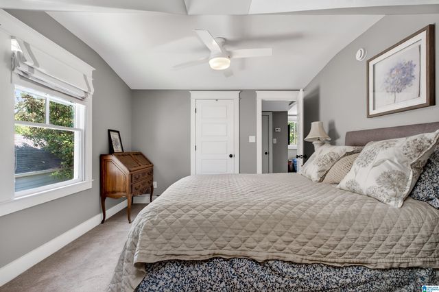 1407 ARDSLEY PLACE, Homewood, AL 35209
