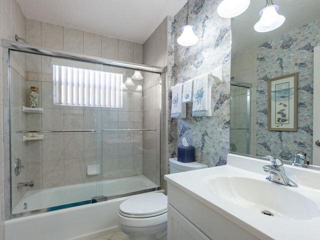 4467 GOLDEN LAKE DRIVE, Sarasota, FL 34233