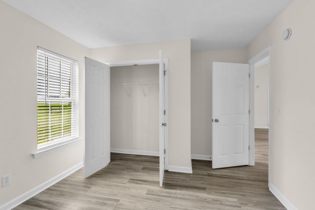 406 Silver Lakes Ct, Murfreesboro, TN 37130