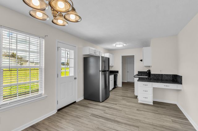 406 Silver Lakes Ct, Murfreesboro, TN 37130