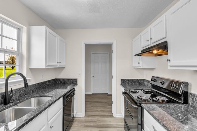 406 Silver Lakes Ct, Murfreesboro, TN 37130