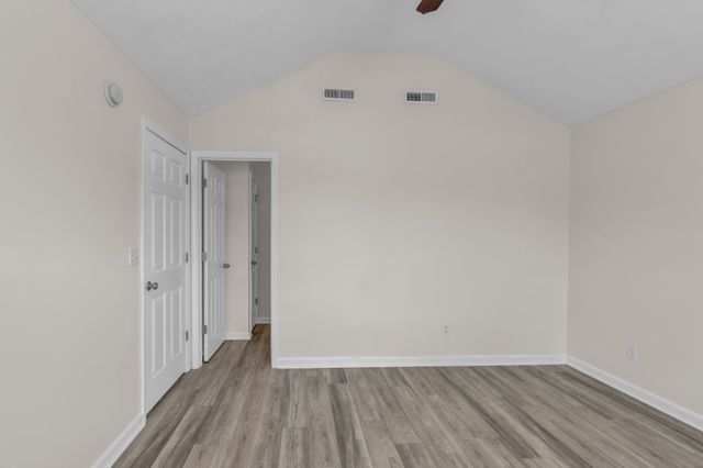 406 Silver Lakes Ct, Murfreesboro, TN 37130