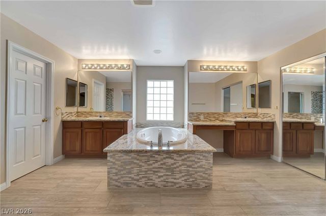1417 VIA SAVONA Drive, Henderson, NV 89052
