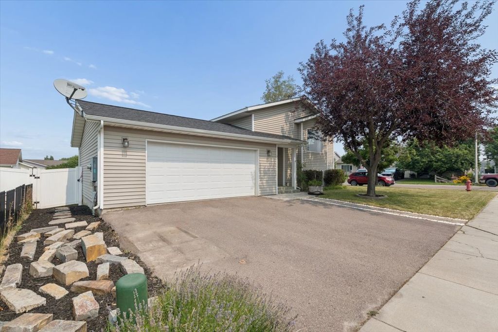 55 Rockefeller Drive, Kalispell, MT 59901 photo 3