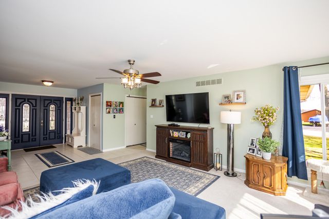 3314 Rustic Lane, Crown Point, IN 46307