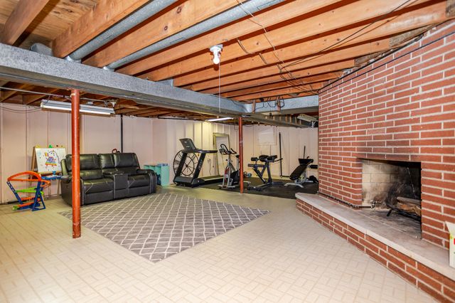 3314 Rustic Lane, Crown Point, IN 46307