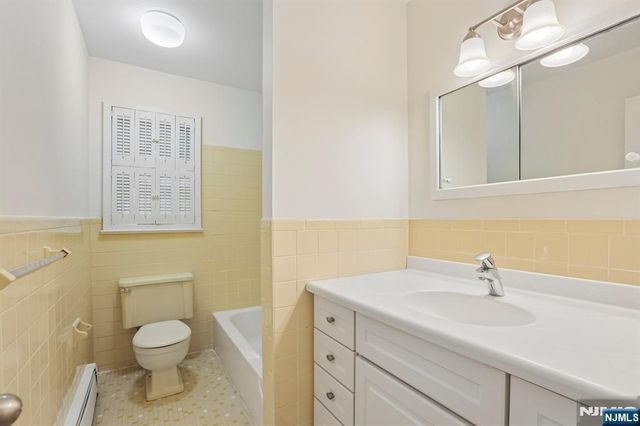 41-57 Rys Terrace, Fair Lawn, NJ 07410