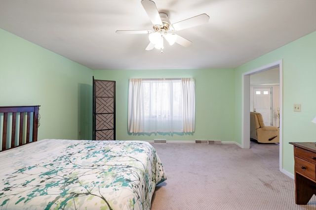 111 Thaddeus St, Chicopee, MA 01020