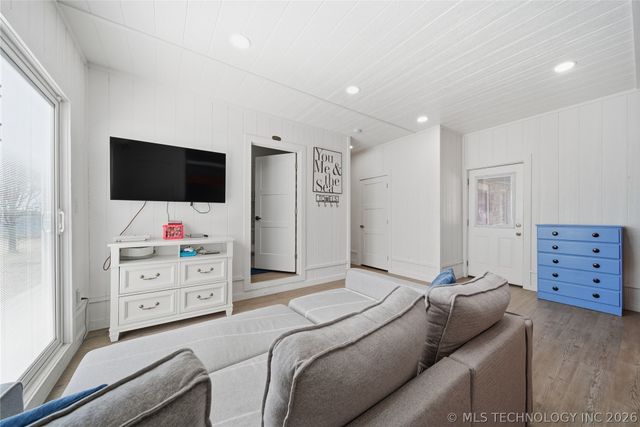 455 Water Edge Ridge, Disney, OK 74340