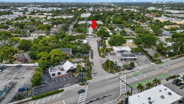 2601 NE 9th Terrace, Wilton Manors, FL 33334