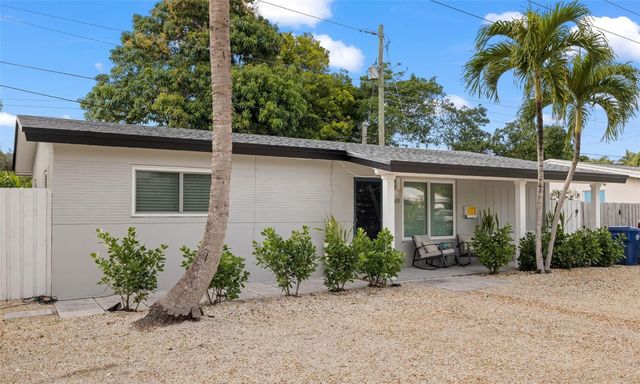 2601 NE 9th Terrace, Wilton Manors, FL 33334
