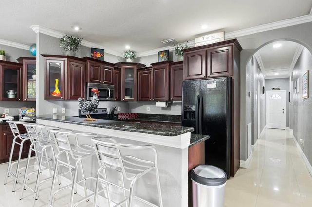 2324 W PALMETTO STREET, Tampa, FL 33607