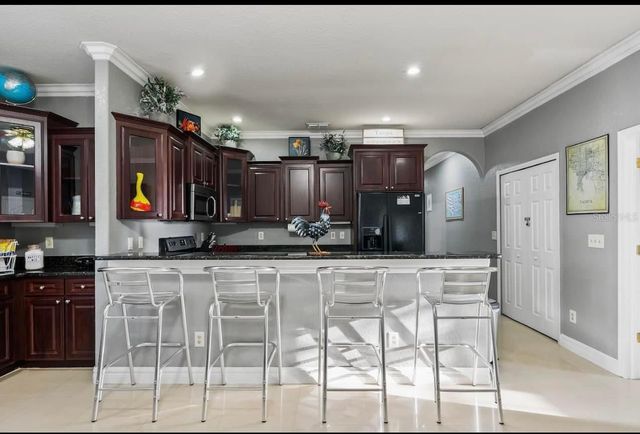 2324 W PALMETTO STREET, Tampa, FL 33607