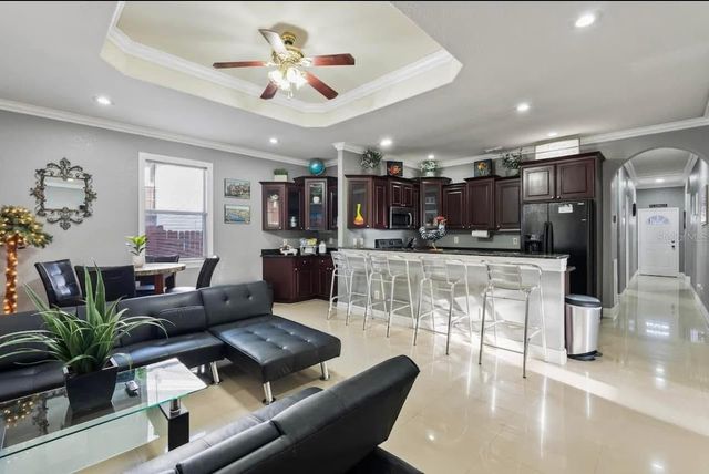 2324 W PALMETTO STREET, Tampa, FL 33607