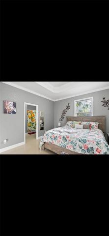 2324 W PALMETTO STREET, Tampa, FL 33607