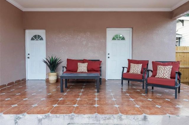 2324 W PALMETTO STREET, Tampa, FL 33607