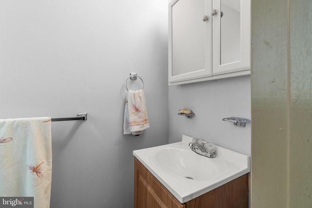 36 MOHAWK AVE, Clementon, NJ 08021
