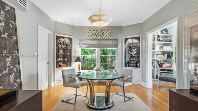 4805 Cherokee Avenue, Miami Beach, FL 33140
