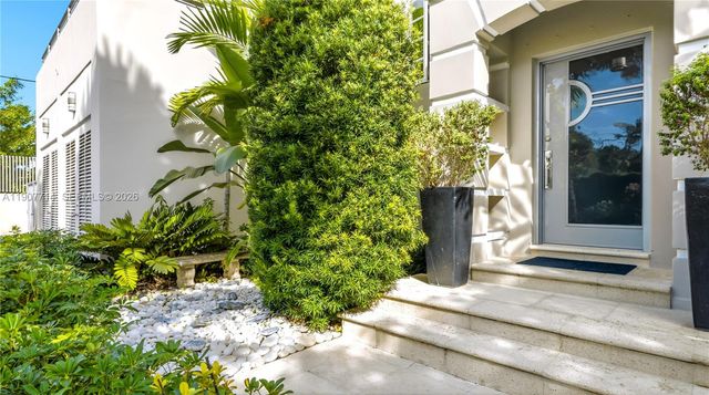 4805 Cherokee Avenue, Miami Beach, FL 33140