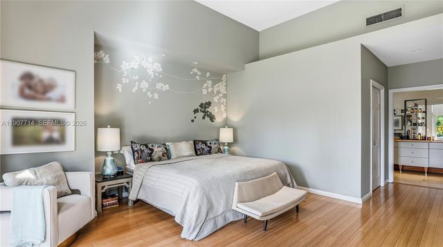 4805 Cherokee Avenue, Miami Beach, FL 33140