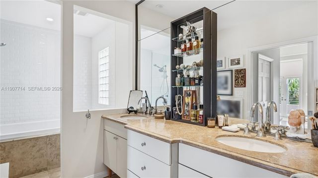 4805 Cherokee Avenue, Miami Beach, FL 33140