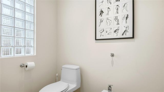 4805 Cherokee Avenue, Miami Beach, FL 33140