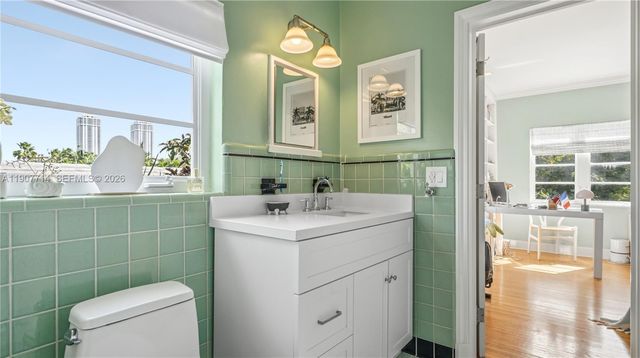 4805 Cherokee Avenue, Miami Beach, FL 33140