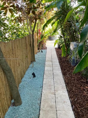 4805 Cherokee Avenue, Miami Beach, FL 33140