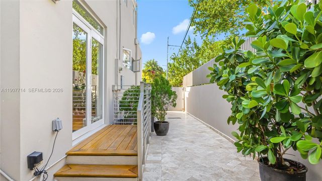 4805 Cherokee Avenue, Miami Beach, FL 33140