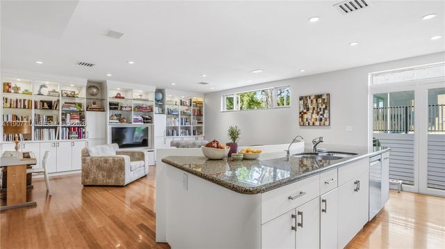 4805 Cherokee Avenue, Miami Beach, FL 33140